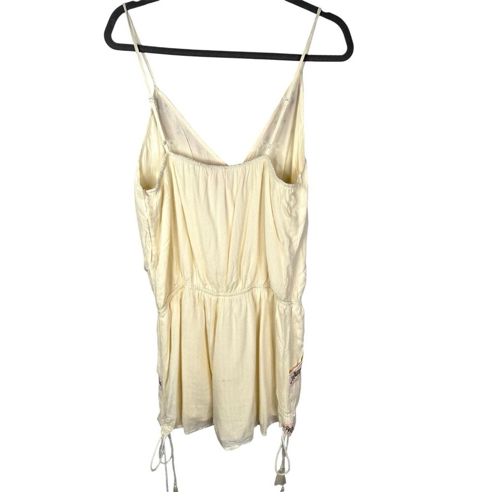 CHELSEA & VIOLET Women's Ivory Floral V-Neck Spaghetti Strap Romper NWT XL - Picture 5 of 5